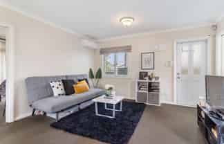 1/148A Church Street, Onehunga