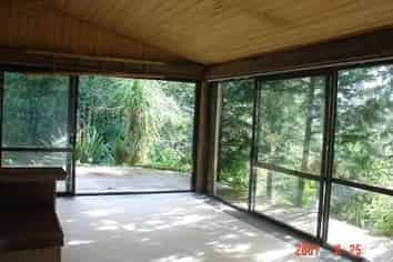 36B Comins Crescent, Mission Bay