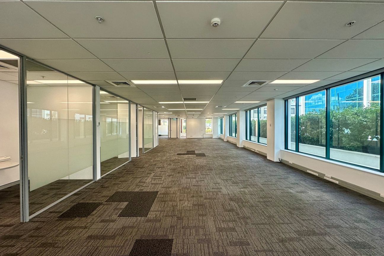 Cost-effective corporate office - Поглед 3