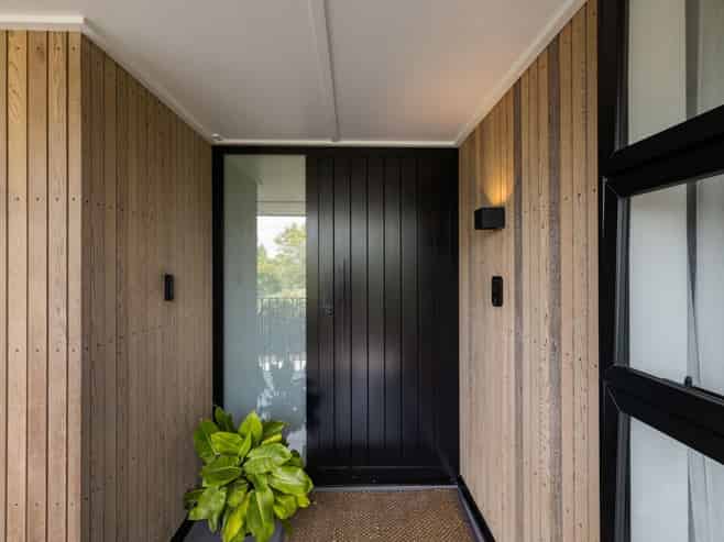 788 River Road, Chartwell