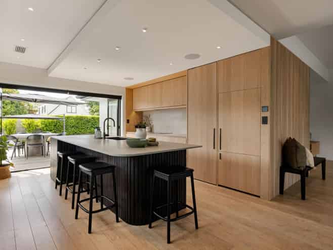 788 River Road, Chartwell