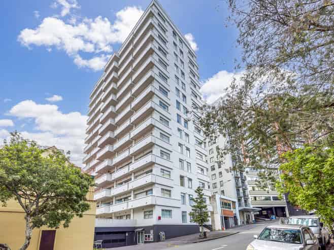 8A/32 Eden Crescent, Auckland Central