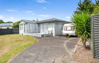 15 Miles Place, Awapuni