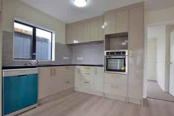  3/12 Pleasant Road, Glen Eden