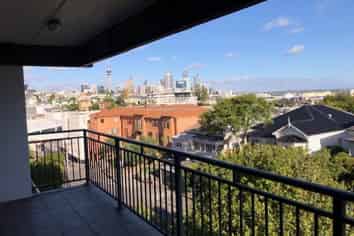 2D/28 Stanwell Street, Parnell