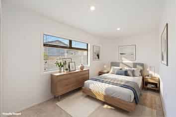 70D Portage Road, New Lynn