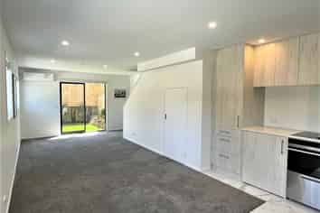 1F Hamurana Place, Te Atatu Peninsula