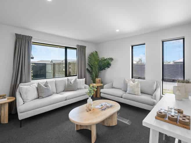 5 Roles Way, Rolleston