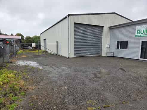 Warehouse Workshop for Lease in Central Stratford