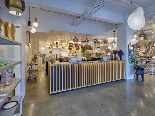 High-Profile Thorndon Quay Showroom for Lease