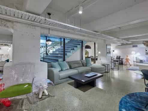 High-Profile Thorndon Quay Showroom for Lease