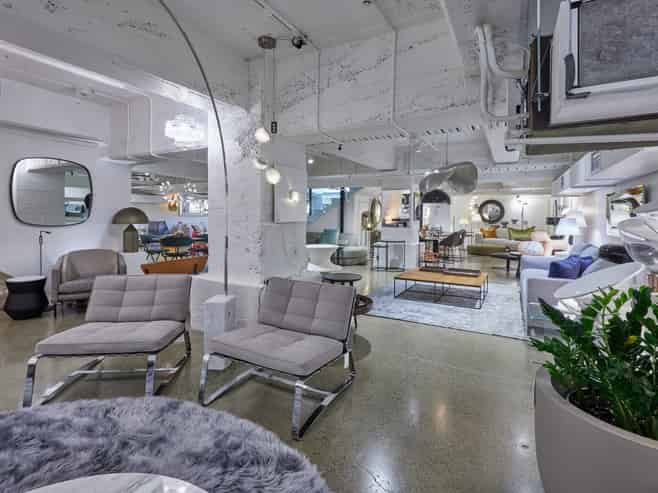High-Profile Thorndon Quay Showroom for Lease
