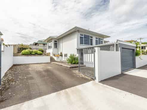 Auction-Investment in Ingestre 