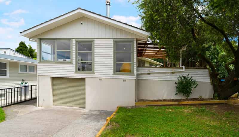 14 Pasteur Place, New Windsor