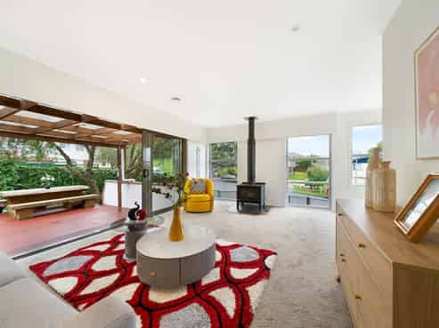 14 Pasteur Place, New Windsor