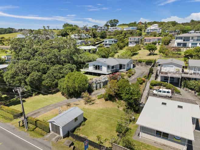 868 Cove Road, Waipu