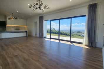 632 Drury Hills Road, Drury