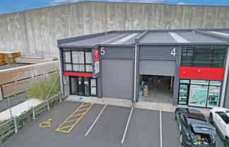 MOTIVATED LANDLORD, INCENTIVES ON OFFER!
