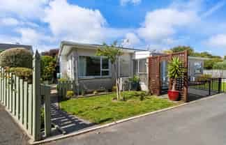 18C Lancaster Street, Karori