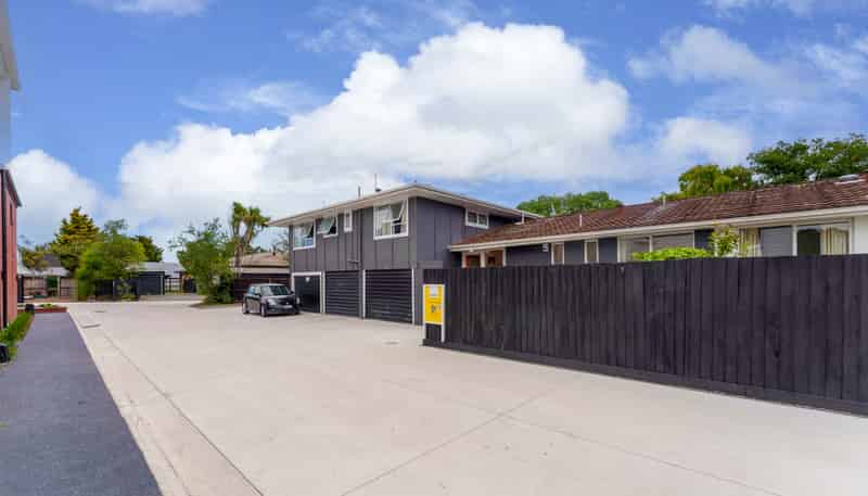 4/82 Holly Road, Saint Albans
