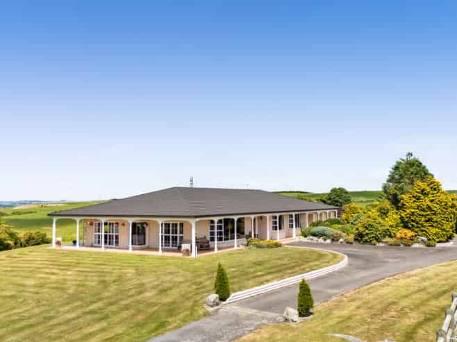 4019 Mountain Road, Stratford