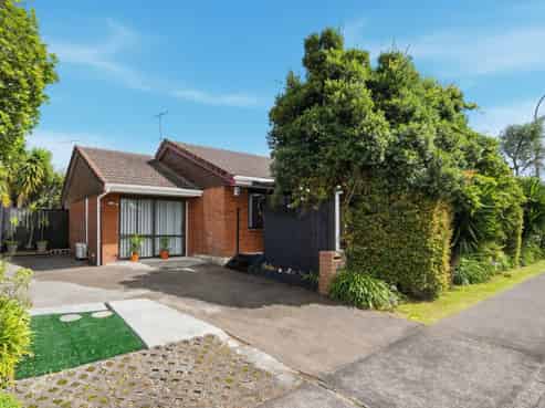 61 Wellington Street, Howick