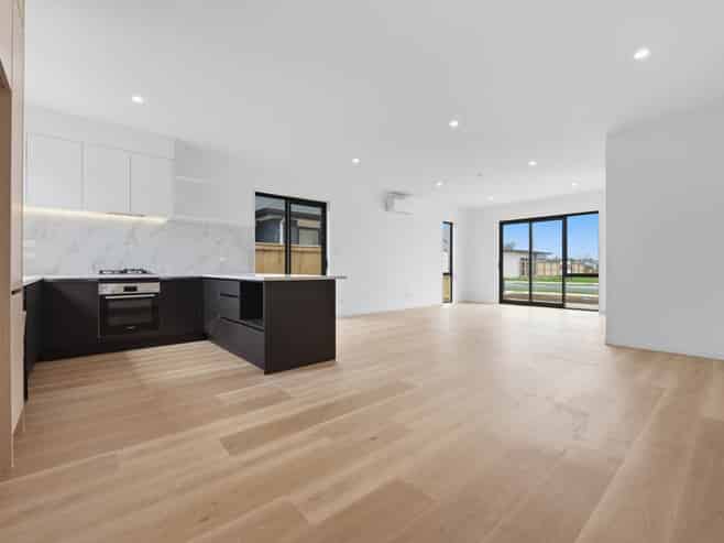 8 Kakano Street, Clevedon