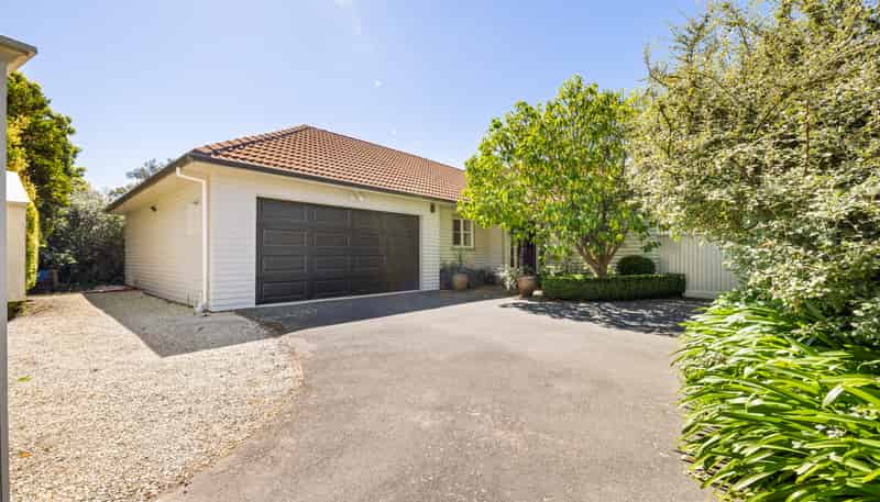 100 Brookside Terrace, Bryndwr