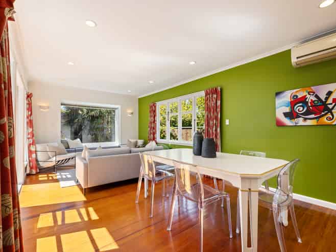 100 Brookside Terrace, Bryndwr