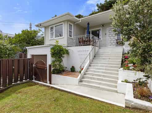 27 Lord Street, Stokes Valley