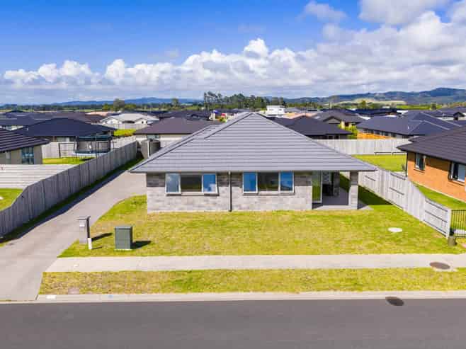30 Kaurinui Crescent, One Tree Point