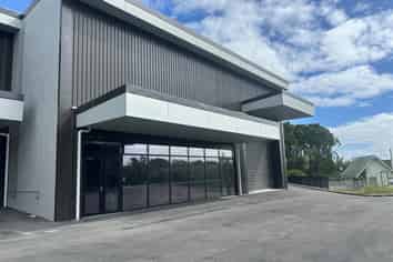 Brand New Business Units on Northside Drive