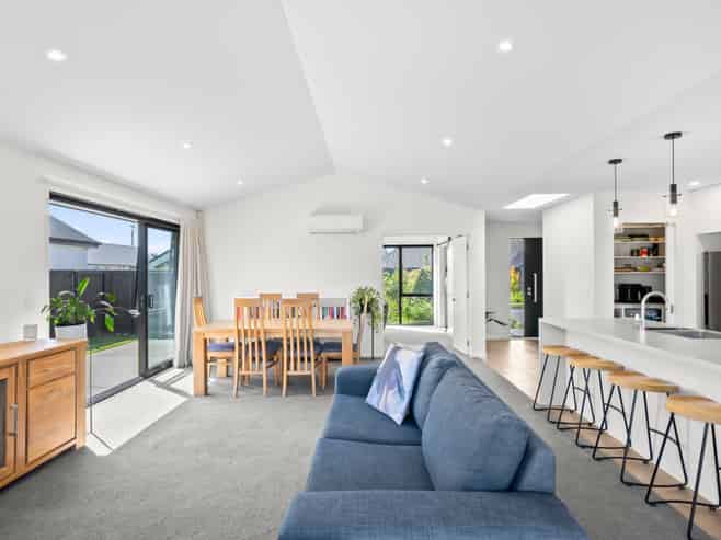 17 Vitalia Crescent, Lincoln