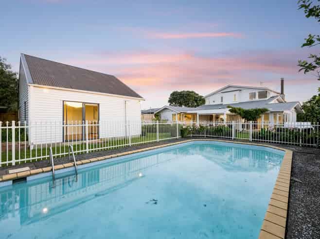 10 New Windsor Road, Avondale