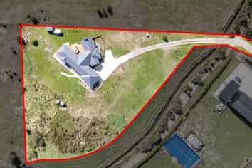 21 Copper Beech Road, Woodend