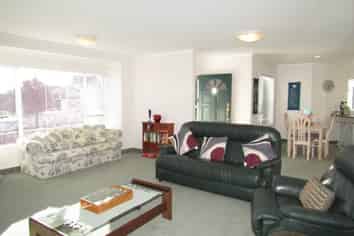 1/5 Hampstead Place, Richmond Heights