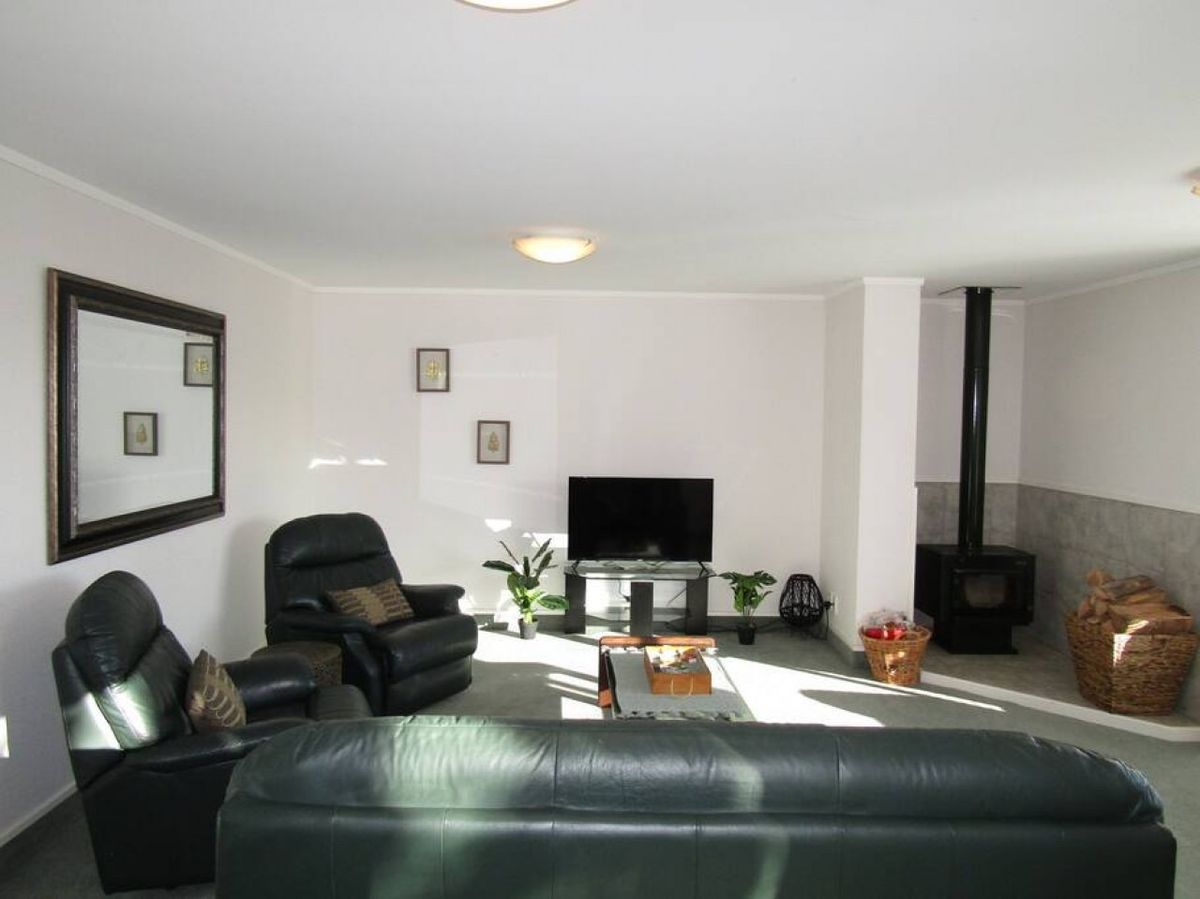 Fully Furnished for a Very Comfortable Stay - Available Long Term - Pogled 3