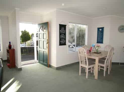1/5 Hampstead Place, Richmond Heights