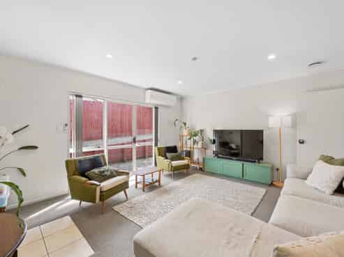 20 Ksenia Drive, Flat Bush