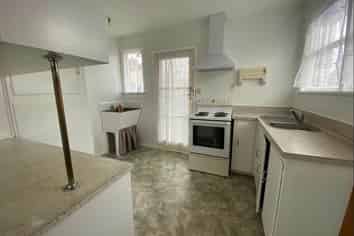 2/71 Weymouth Road, Manurewa