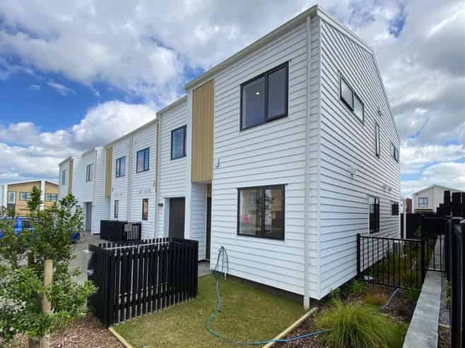 7 Whareponga Lane, Stonefields