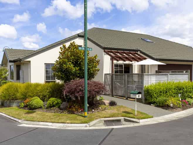 18 Lakeridge Close, Rangatira Park