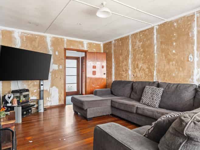 11 Churchill Crescent, Te Hapara