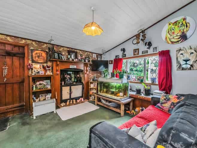 4 Southbridge Sedgemere Road, Southbridge