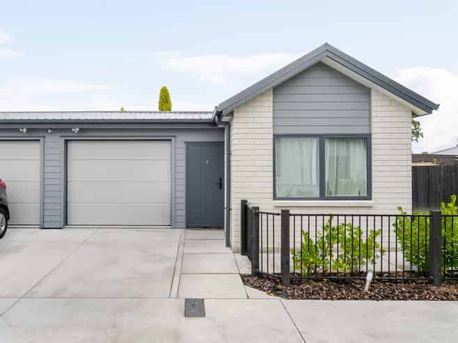 4/9 Beverley Crescent, Hillcrest
