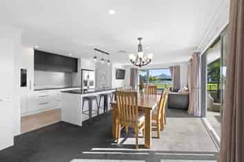 62 Tiritiri Moana Drive, Pegasus