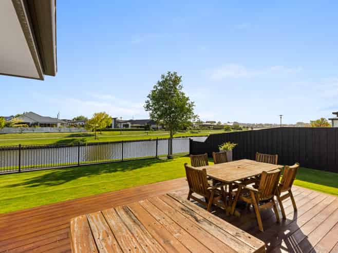 62 Tiritiri Moana Drive, Pegasus