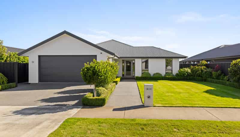 62 Tiritiri Moana Drive, Pegasus