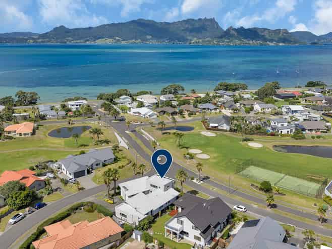 1 Cayman Court, One Tree Point