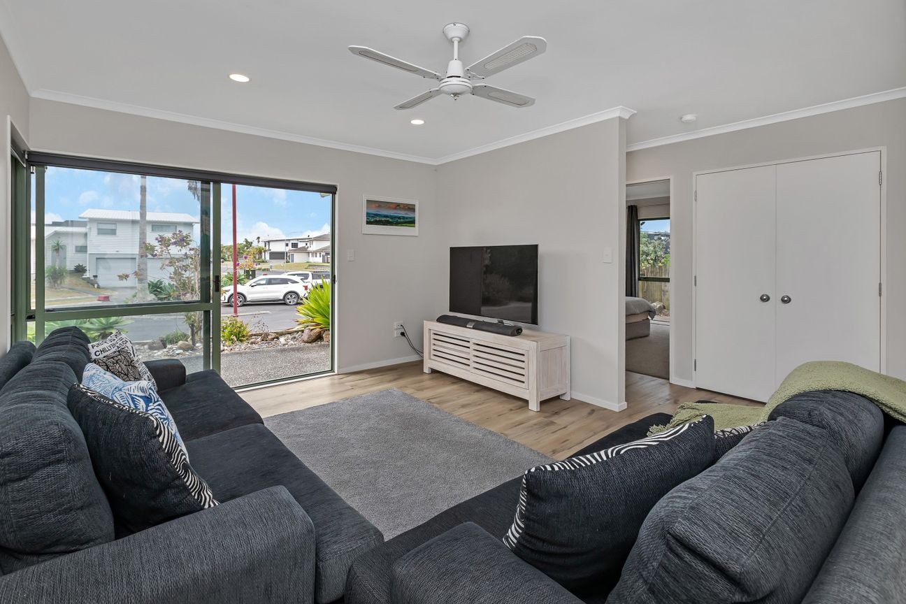House in Ruakākā Beach, Ruakākā - View 3